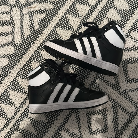 Adida high tops - Picture 4 of 8